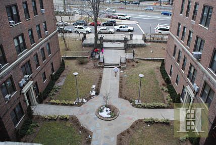 2nd image of 3240 Henry Hudson Pkwy APT 5O