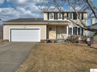 16334 Adams St, Omaha, NE 68135