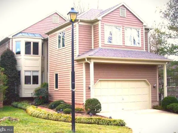 3100 Castleton Ct, Oakton, VA 22124