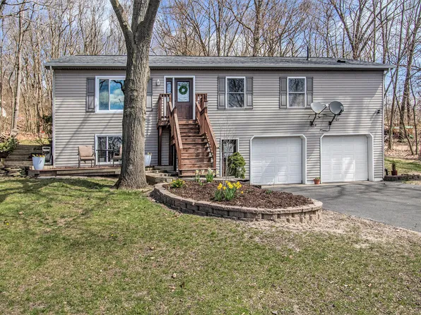 47162 County Road 380, Grand Junction, MI 49056