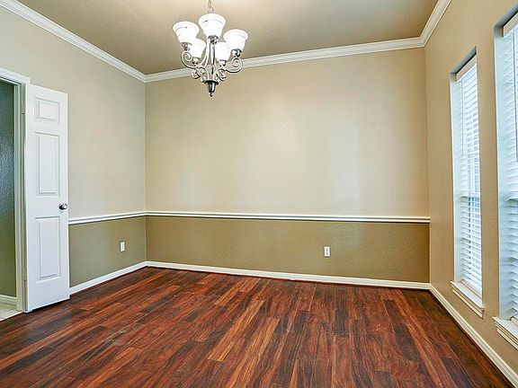 4th image of 6303 Fern Ct