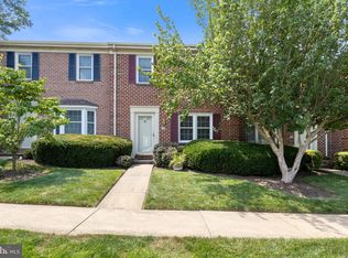 202 Chambers Rdg #202, York, PA 17402