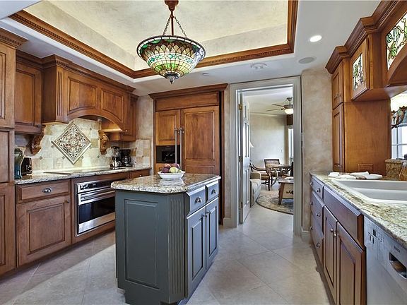 5th image of 4021 Gulf Shore Blvd N APT 1902