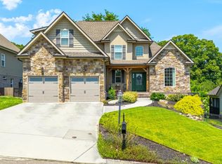 1522 Laurens Glen Ln, Knoxville, TN 37923