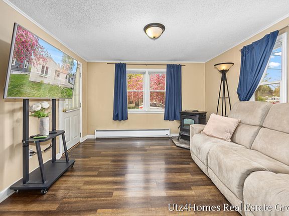 3rd image of 1136 Wilson Ct