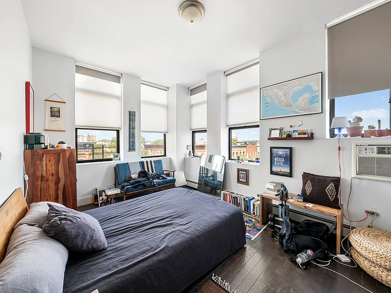 714 Seneca Ave #401 — Photo 15