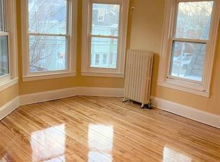 29 Grant St APT 5, Portland, ME 04101