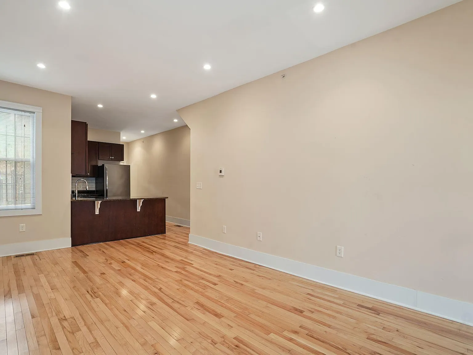 3 bed, $2,950 — Photo 3