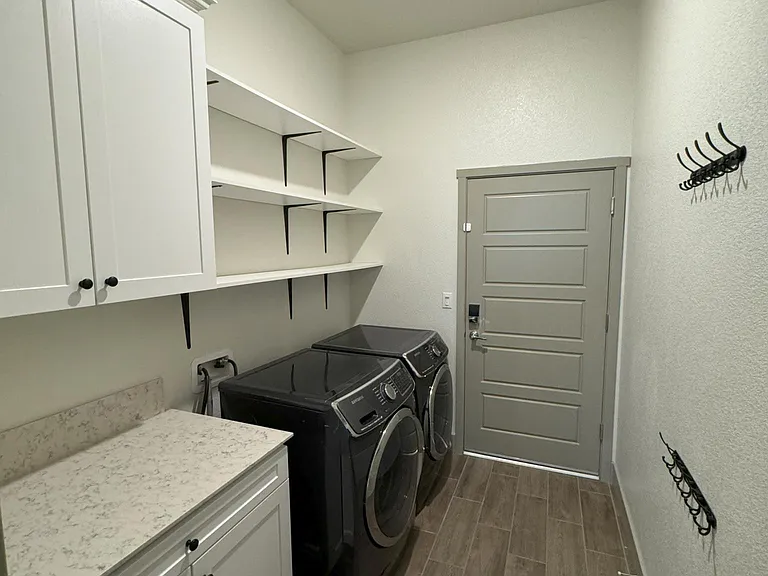 3751 Gabriel Dr — Photo 21