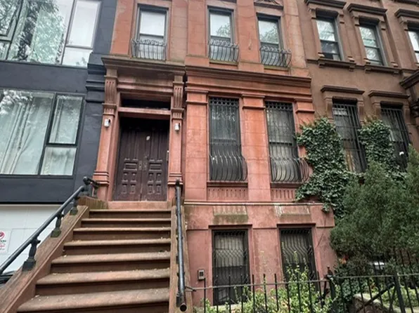 8 East 128th Street image 2 of 13