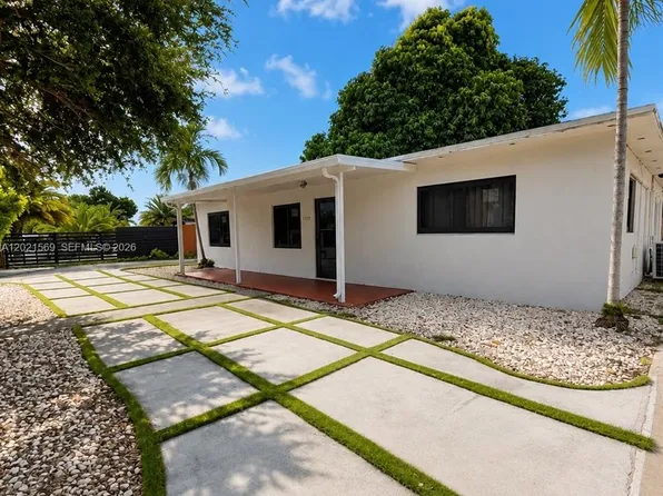 1120 E 6th Ct, Hialeah, FL 33010