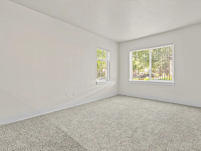 Chinook Way Apartments — Photo 66