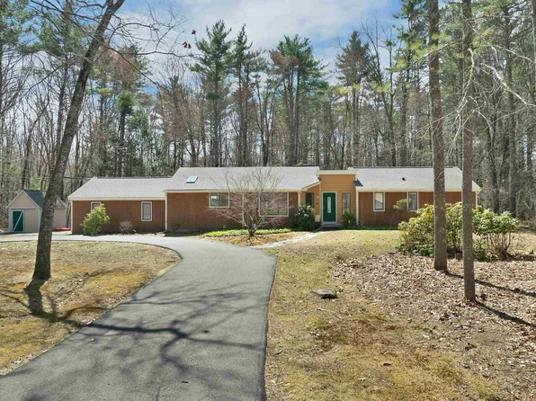50 James Farm Road, Lee, NH 03861