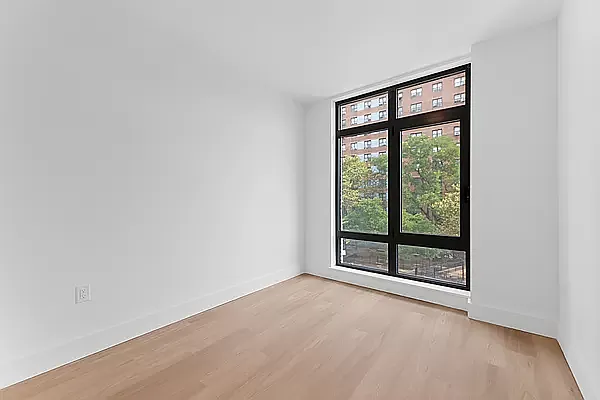 Rented by REAL New York | media 7