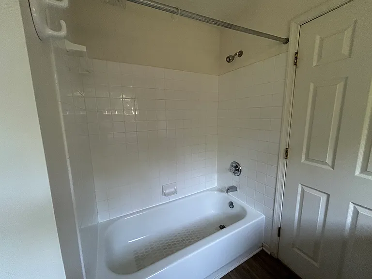 529 Ellison Ct — Photo 22