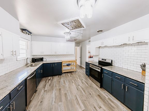 5th image of 4022 38th St