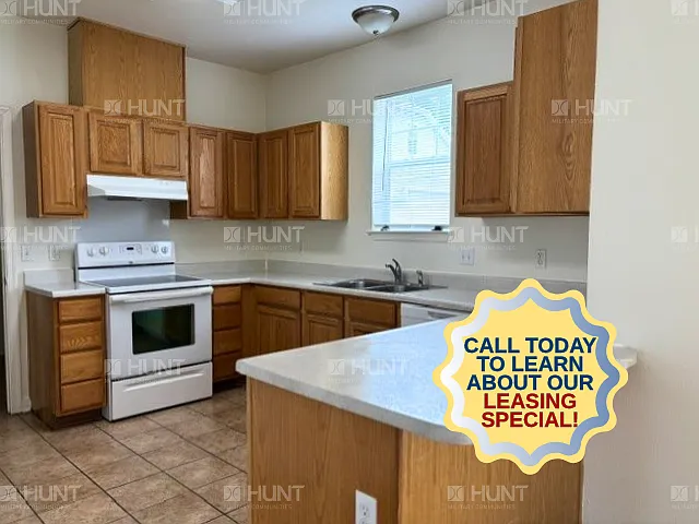427 New York Dr — Photo 1