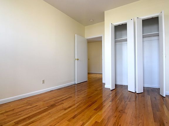 4th image of 680 Manhattan Ave #16B