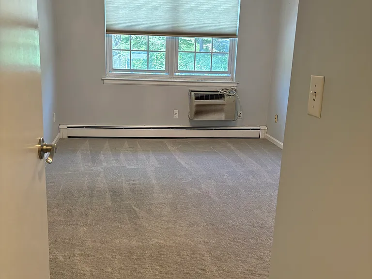 103 Nottingham Rd #H — Photo 7