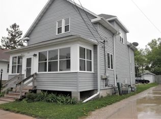 1268 Doty St, Green Bay, WI 54301