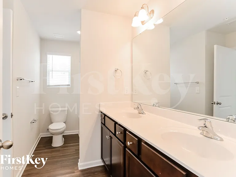 2058 Cypress Village Dr NW — Photo 16