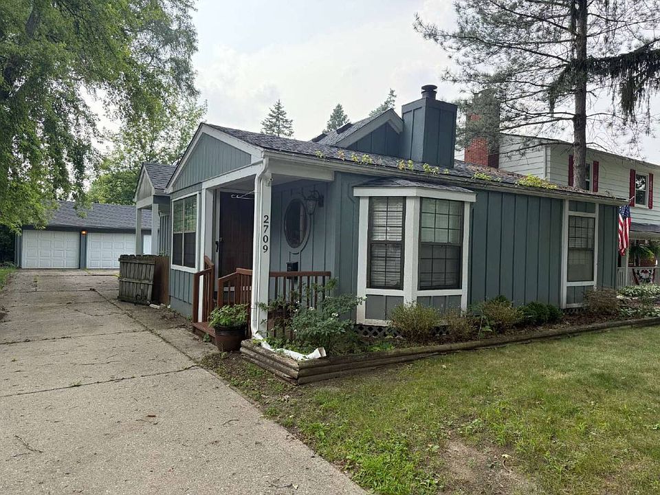1st image of 2709 Maplewood Ave