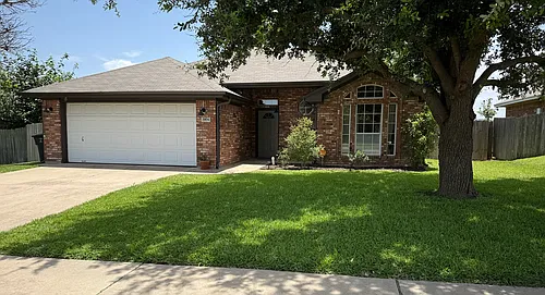 3904 Split Oak Dr Photo 1