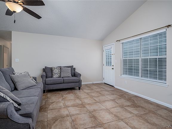4th image of 1372 Southern Gardens Dr