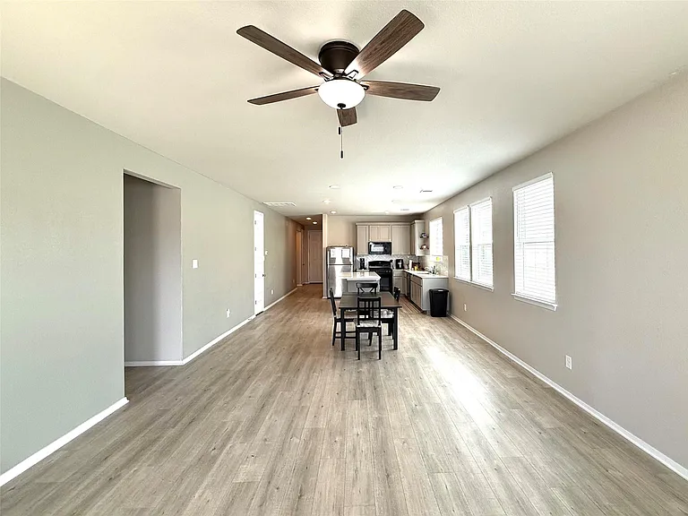 133 Fabion St — Photo 4