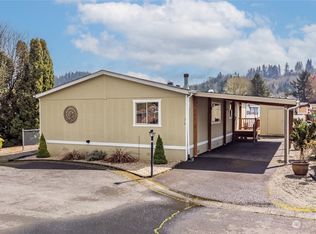 312 Peacock Ln, Kelso, WA 98626