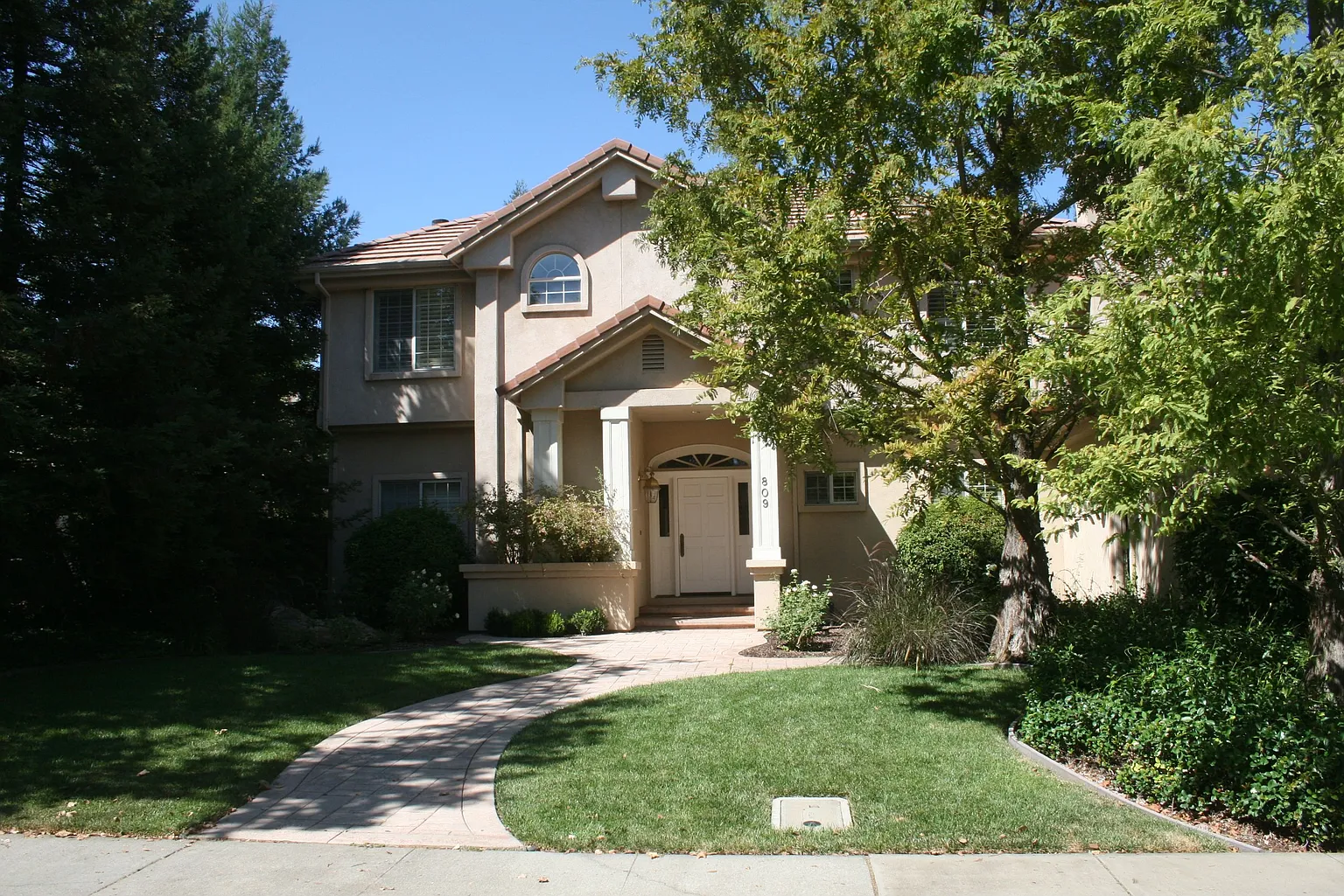 809 Kestrel Pl photo 1
