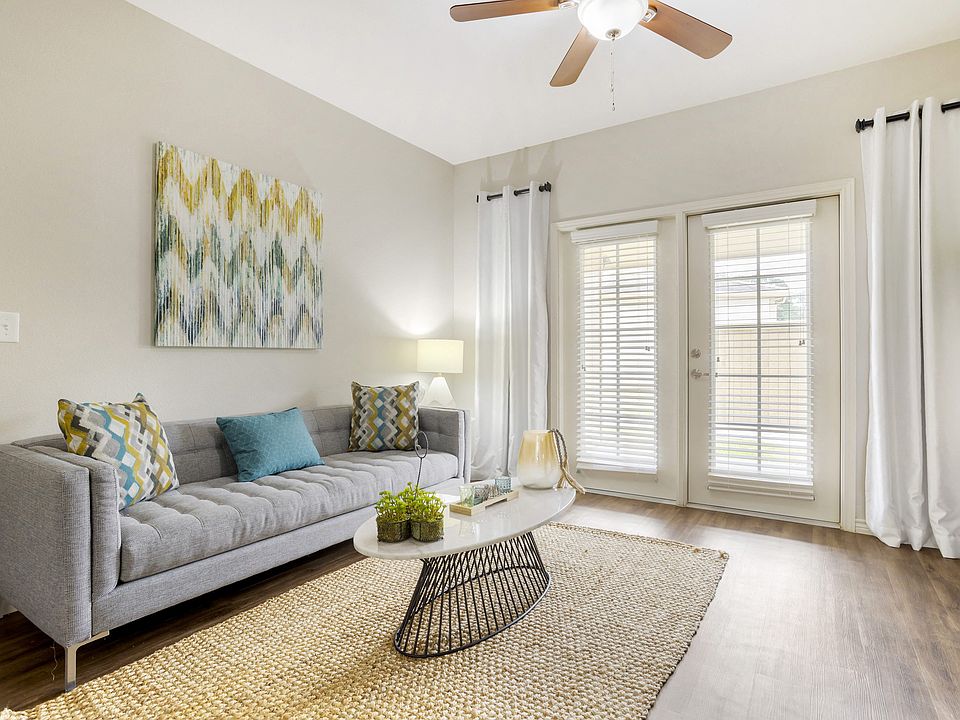 1st image of 210 Polly Ln #720
