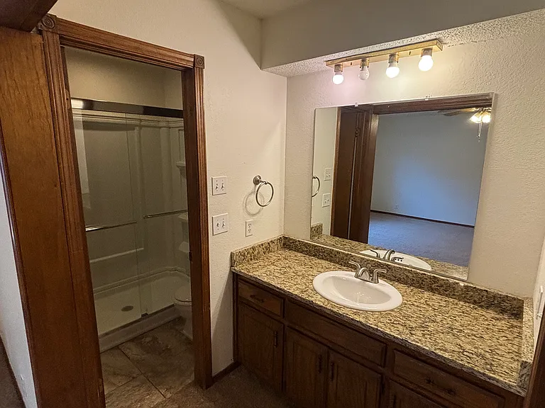 21 Pueblo — Photo 7