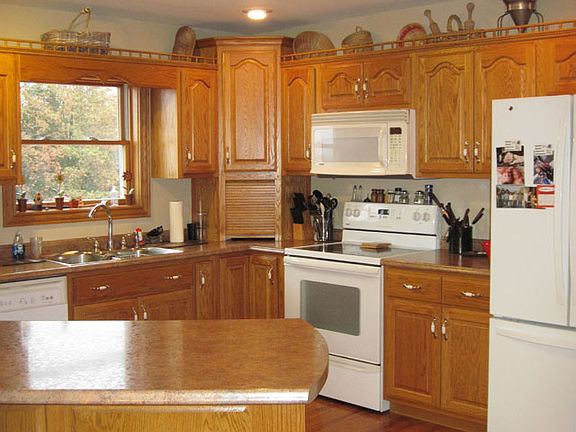 3rd image of 960 County Road 5015