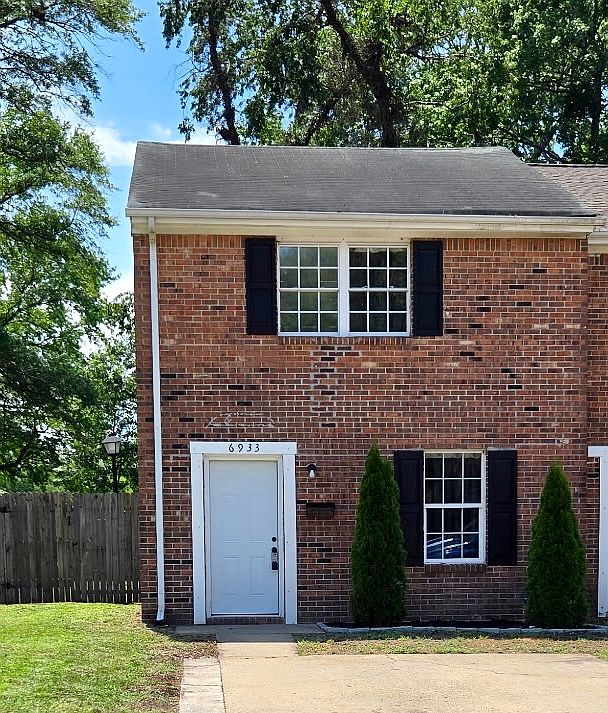 1st image of 6933 Bonnot Dr