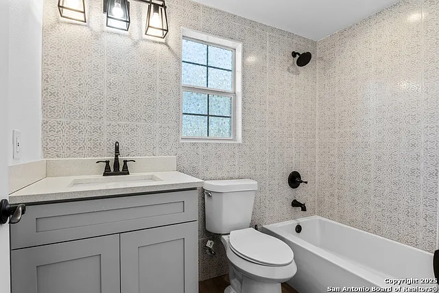 362 Avenue J — Photo 22