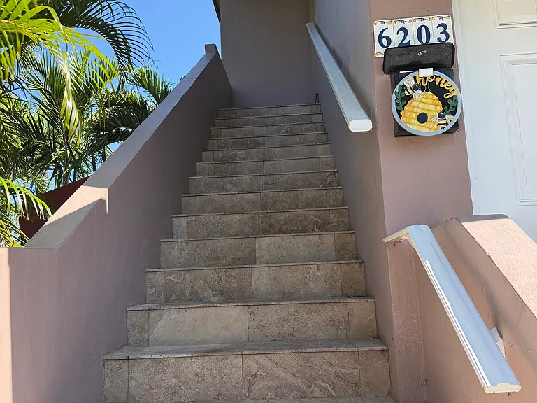 6203 SW 21st St — Photo 3