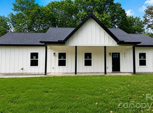 612 Hardin Rd, Dallas, NC 28034