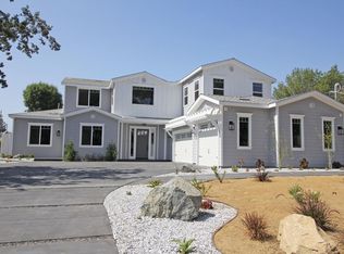 22938 Hatteras St, Woodland Hills, CA 91367