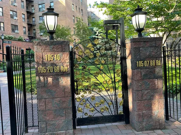 105-30 66th Avenue image 17 of 30