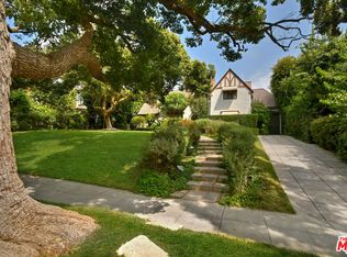714 N Maple Dr, Beverly Hills, CA 90210