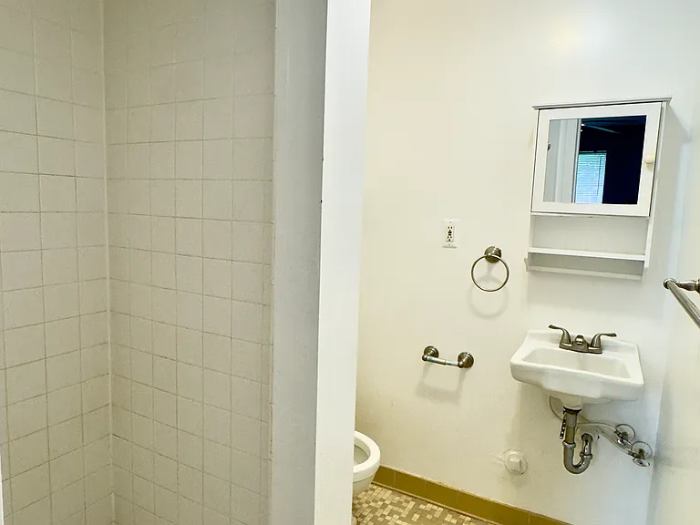 308 N Rochester Rd #9 — Photo 10