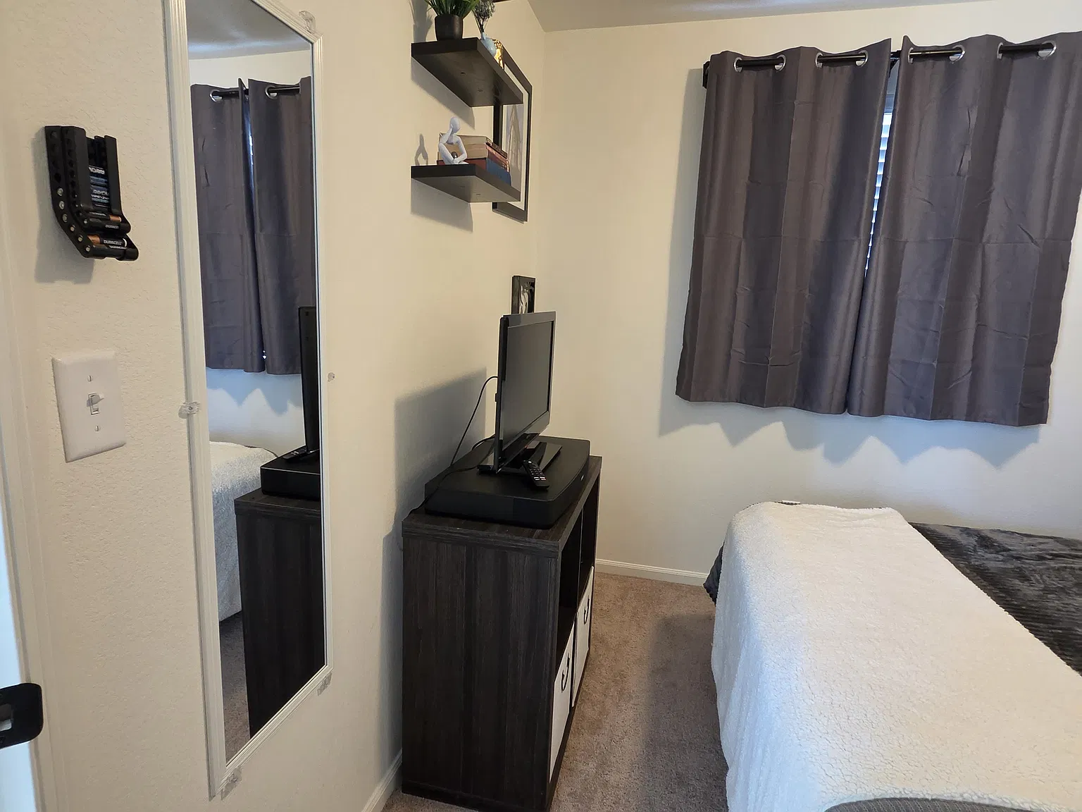 E 103rd Pl, Commerce City — Photo 3