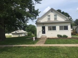 411 E Center St, Cambridge, IL 61238
