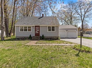 44 Bates St, Yarmouth, ME 04096