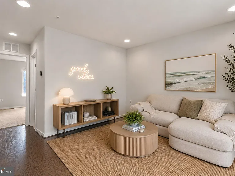 820 Thompson Cres #26 — Photo 31