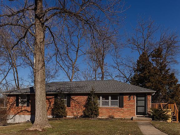 3rd image of 4908 NW 62nd St
