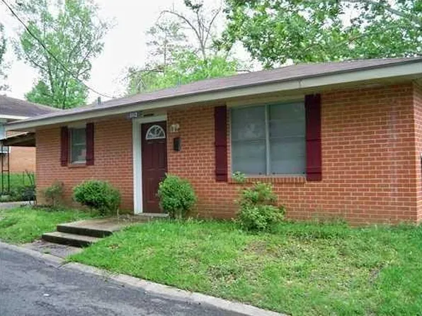 1112 Berry St, Pineville, LA 71360