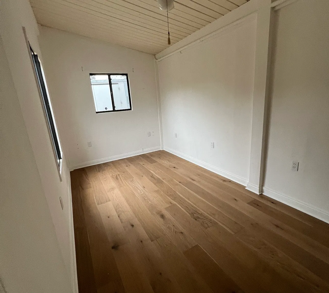 125 S Padre Juan Ave — Photo 4