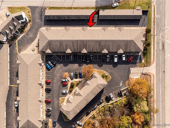 4th image of 103 Colonial Club Drive